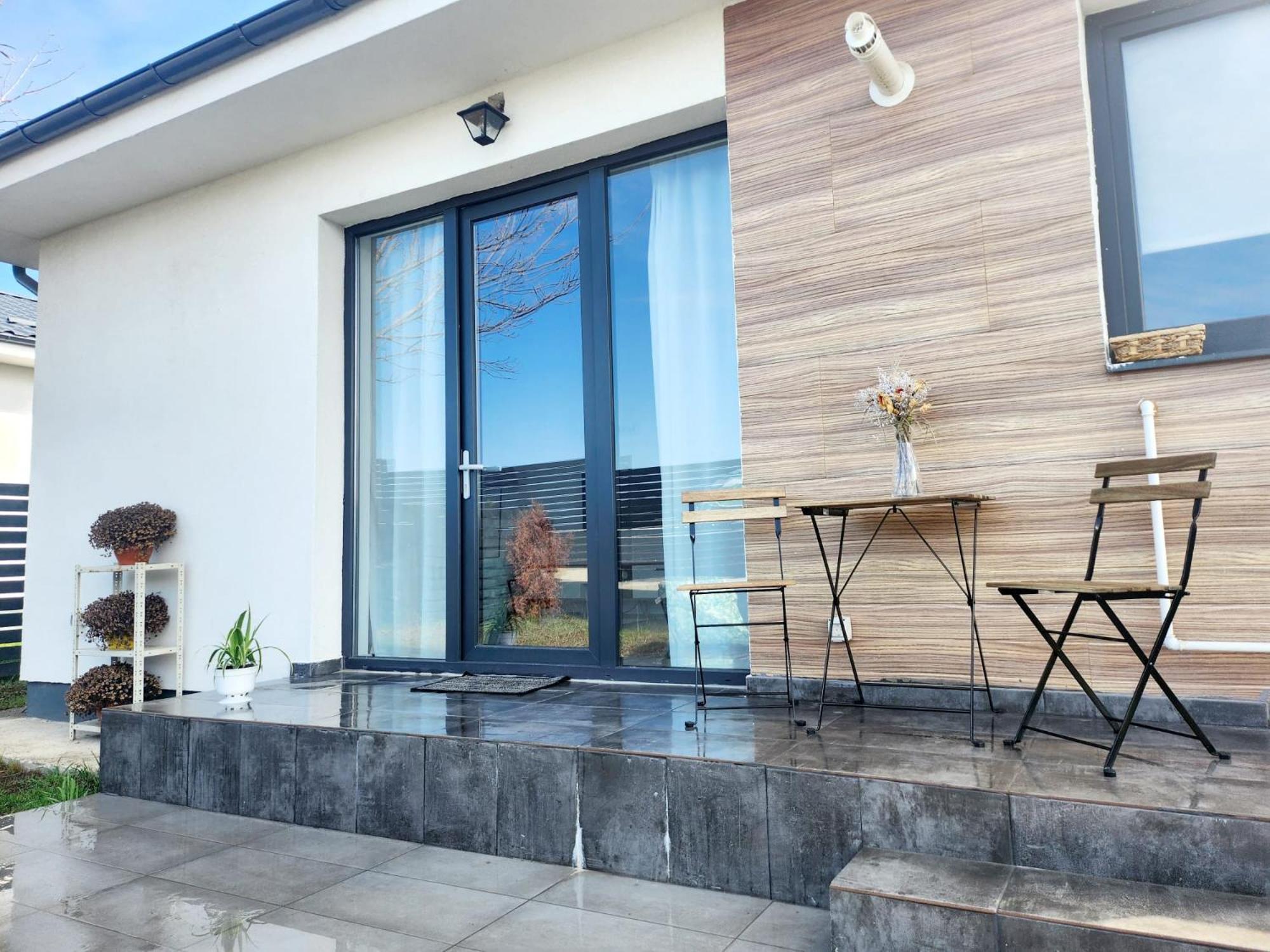 Adm Cozy Home - Entire Private House&Garden Tunarii Quarto foto